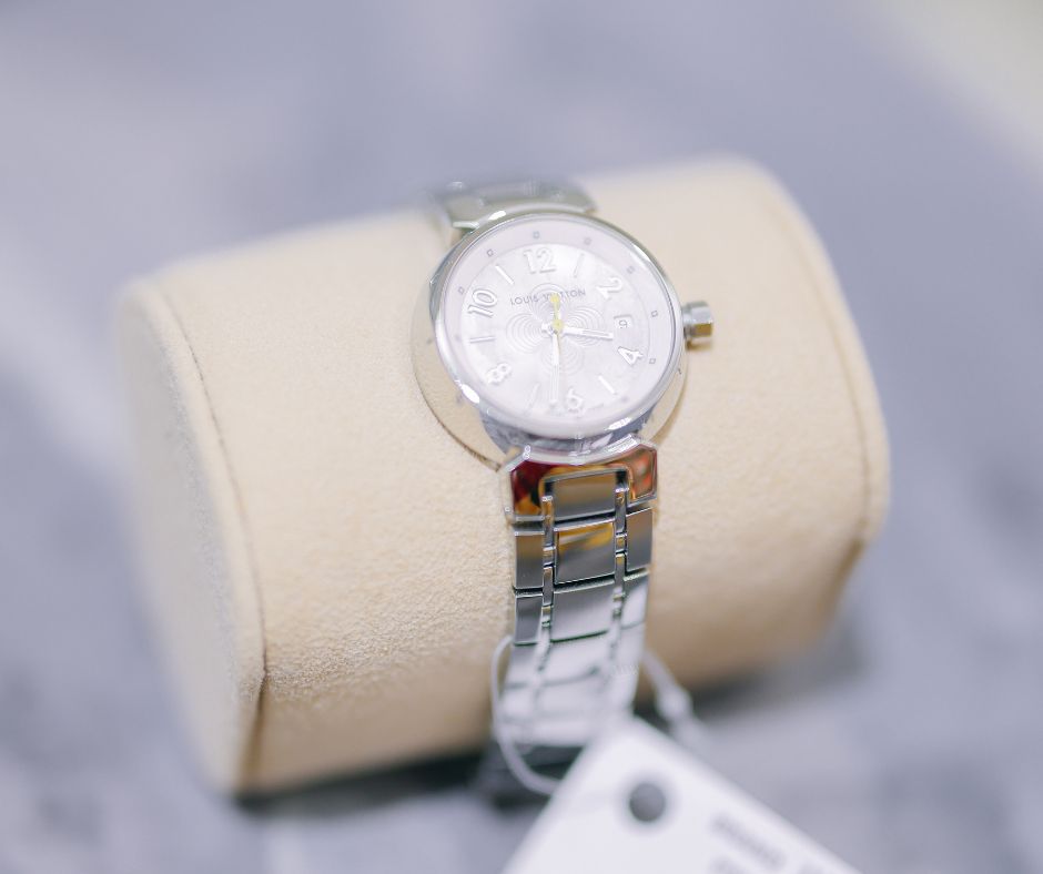LV Tambour Wristwatch Q1216