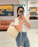 F10 AUDREY Cowhide LC Bag in White