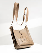 Hermes Evelyne III PM Etoupe PHW