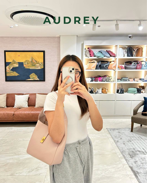 E8 AUDREY Cowhide Shoulder Bag in Pink