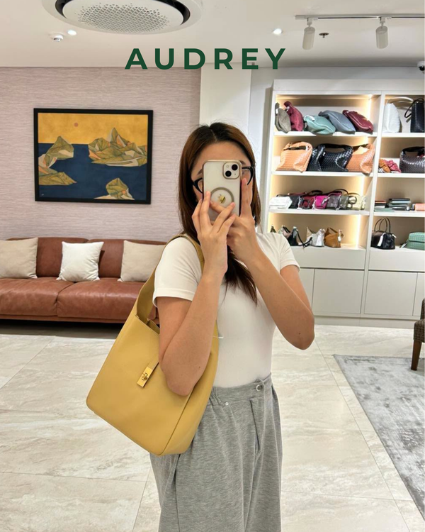 E8 AUDREY Cowhide Shoulder Bag in Yellow