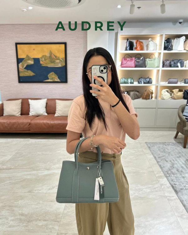 A19 AUDREY Cowhide Hand Bag in Gray