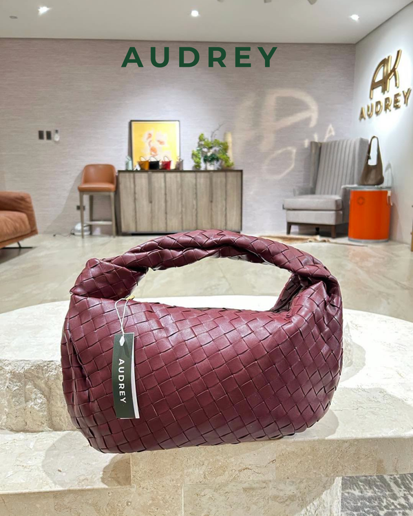 V18 AUDREY Lambskin Hobo Bag with Knot in Maroon