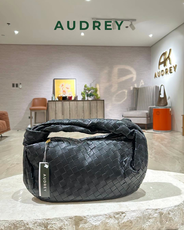 V18 AUDREY Lambskin Hobo Bag with Knot in Black