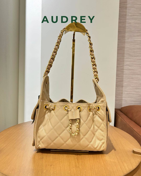 E9 AUDREY Cowhide Shoulder Bag in Apricot