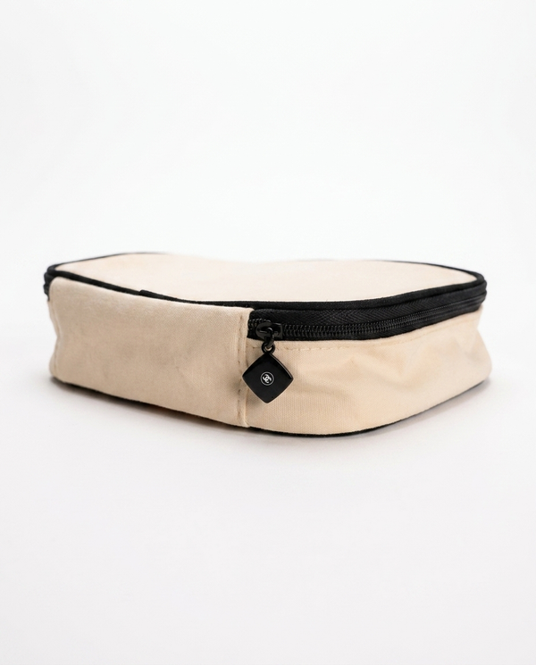 Chanel Les Beige Pouch